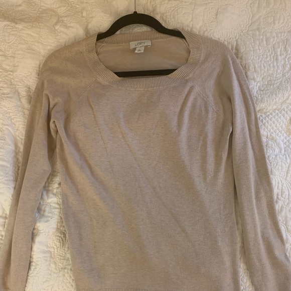 Ann Taylor Loft Cream Sweater - Picture 2 of 6